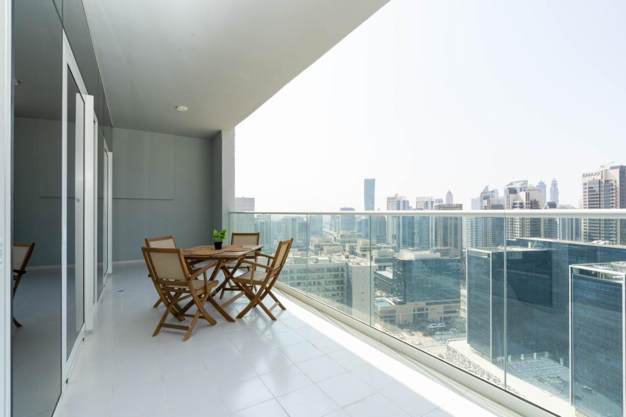 Delightful 2Br Apartment At Reva Residences Dubai Esterno foto