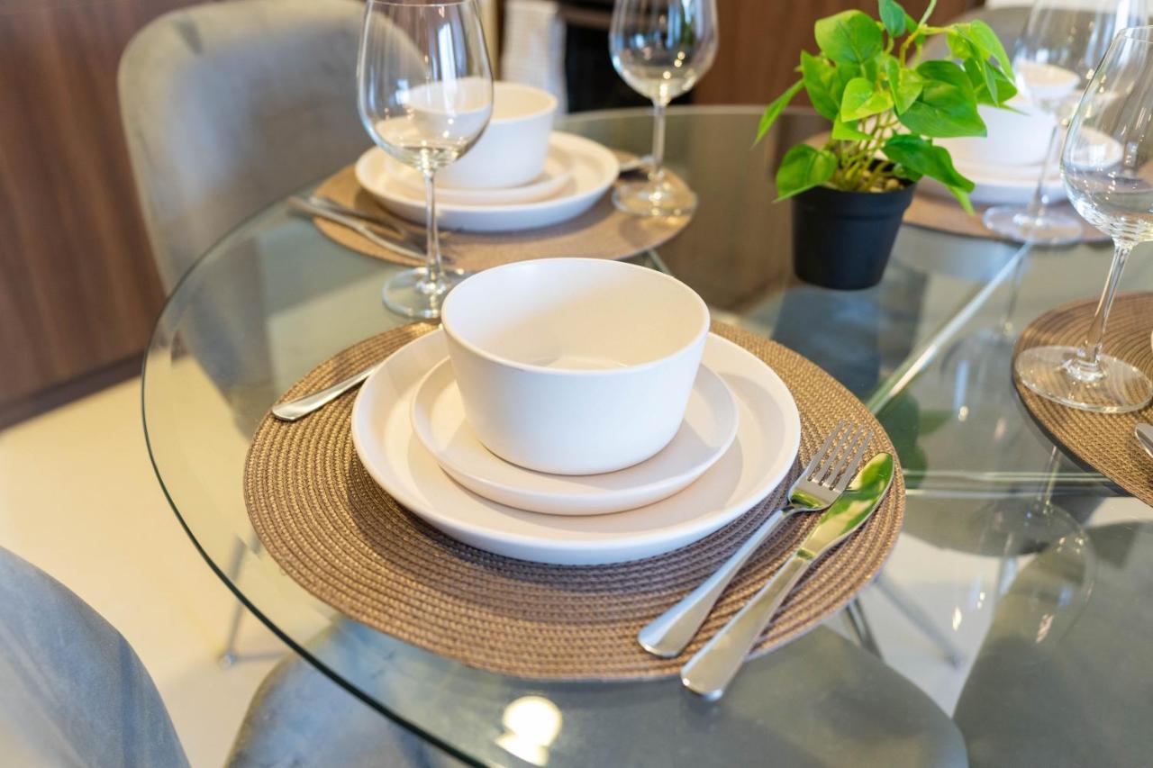 Delightful 2Br Apartment At Reva Residences Dubai Esterno foto